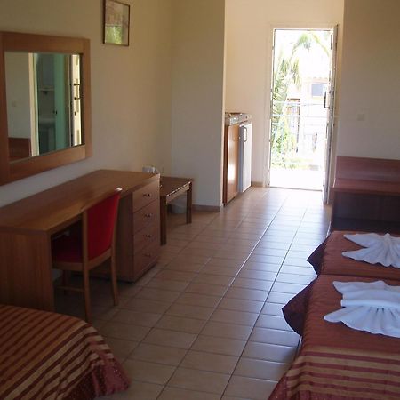 Anaxos Hotel Zewnętrze zdjęcie
