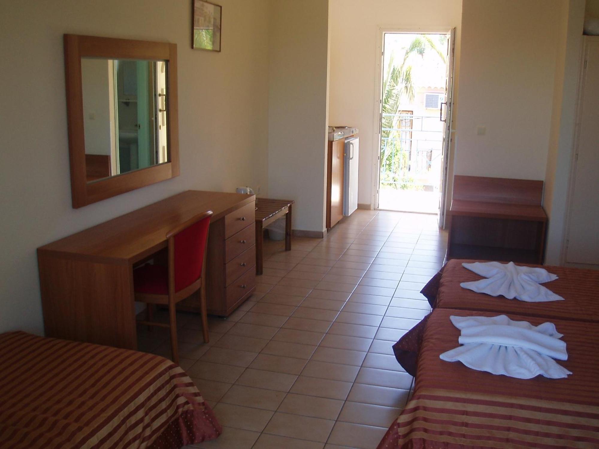 Anaxos Hotel Zewnętrze zdjęcie